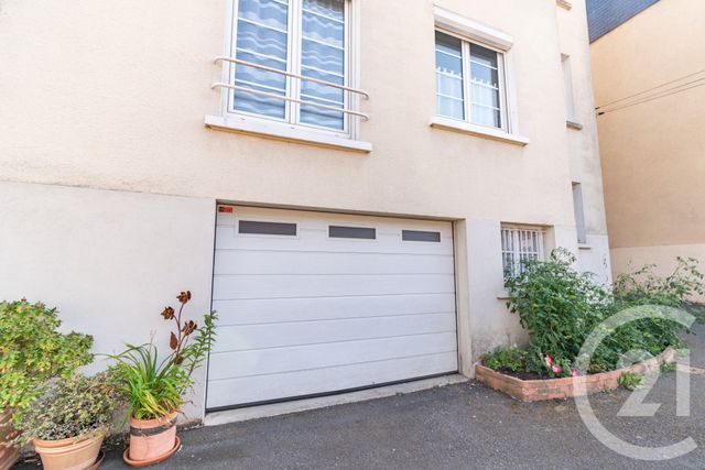 Appartement T3 à vendre - 3 pièces - 67.5 m2 - LAVAL - 53 - PAYS-DE-LOIRE - Century 21 Dréano Immobilier