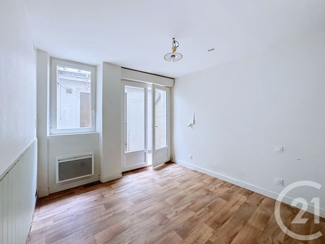 immeuble à vendre - 76.38 m2 - LAVAL - 53 - PAYS-DE-LOIRE - Century 21 Dréano Immobilier