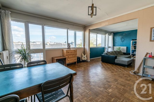 Appartement T3 à vendre - 3 pièces - 80.7 m2 - LAVAL - 53 - PAYS-DE-LOIRE - Century 21 Dréano Immobilier