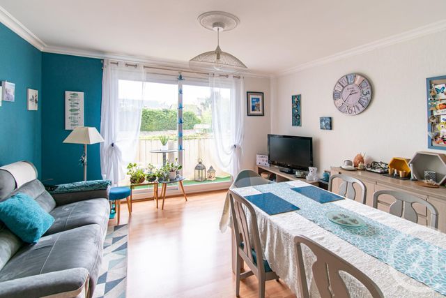 Appartement T3 à vendre - 4 pièces - 60.95 m2 - LAVAL - 53 - PAYS-DE-LOIRE - Century 21 Dréano Immobilier