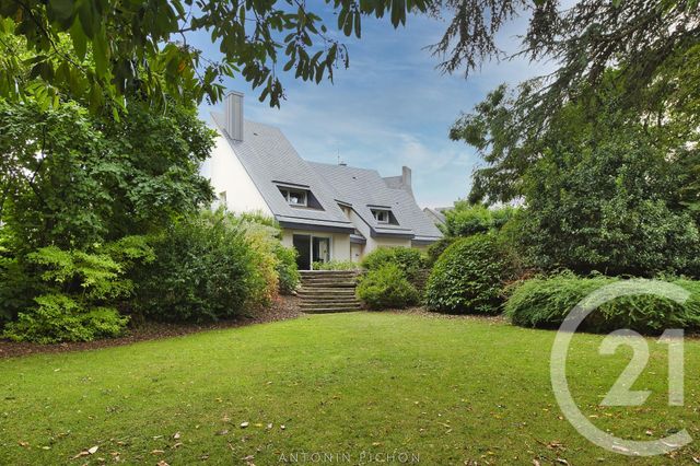 maison à vendre - 8 pièces - 235.0 m2 - LAVAL - 53 - PAYS-DE-LOIRE - Century 21 Dréano Immobilier